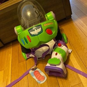 Buzz Lightyear Toy Astronaut Helmet and Rapid Disk Blaster
